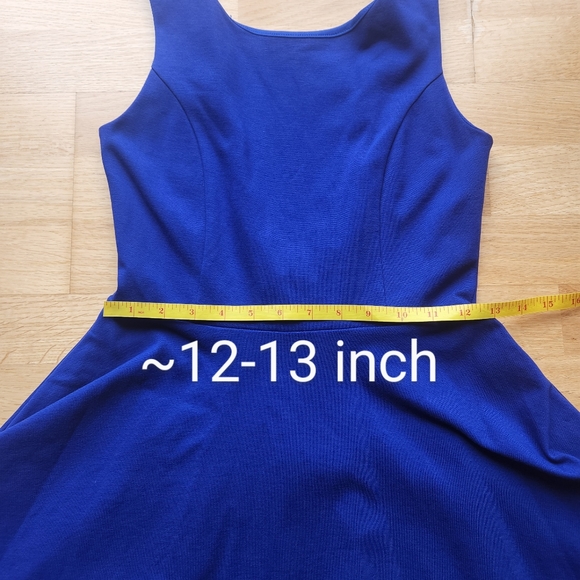 Lulu's Dress - Picture 9 of 10